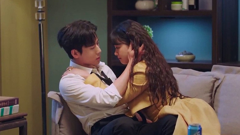 Still from Forever Love - Season 1 Episode 22