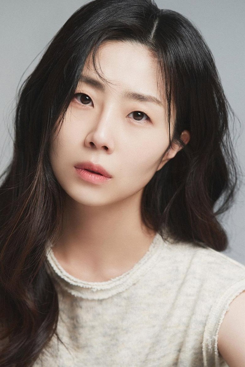 Joo Bo-bi photo 2