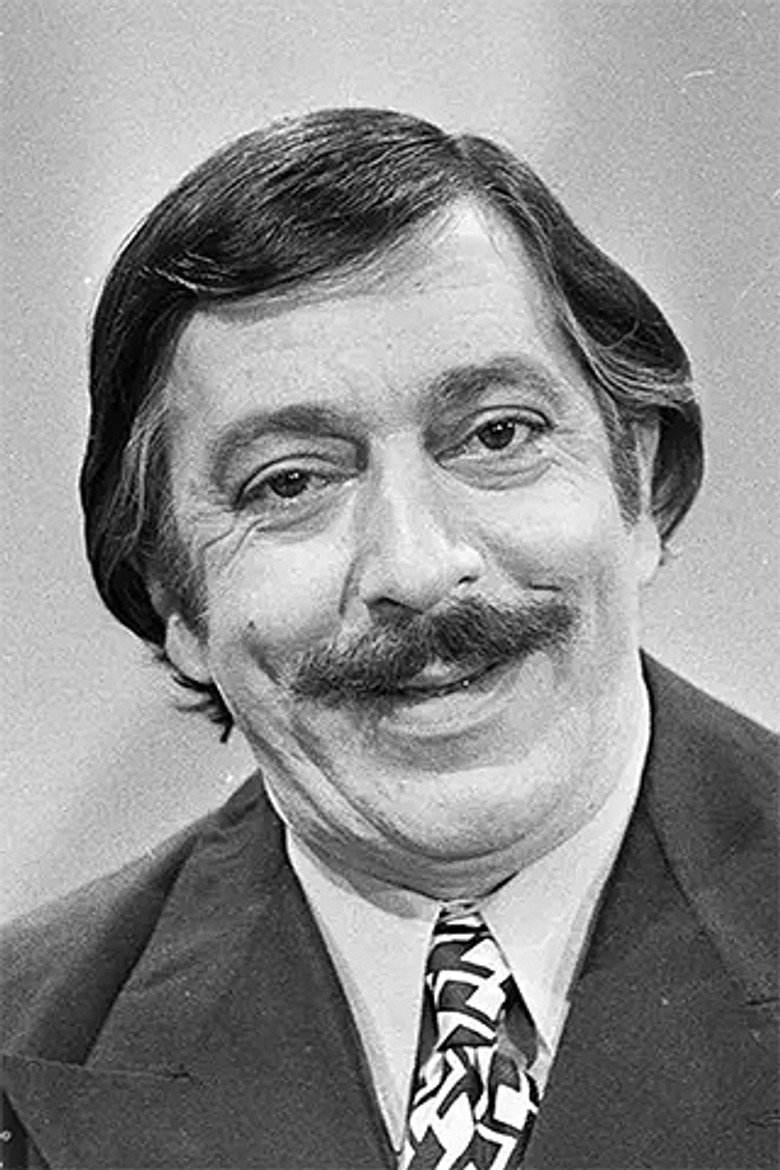 José Lewgoy photo 2