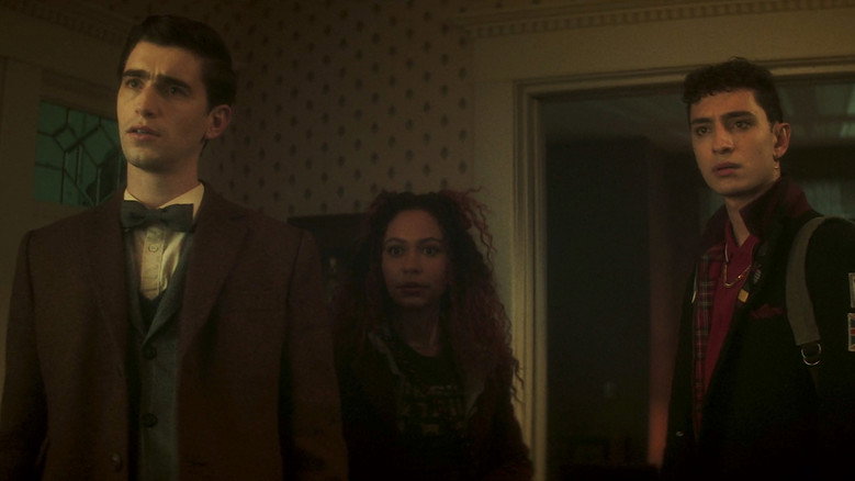 Still from Dead Boy Detectives - Season 1 Episode 3