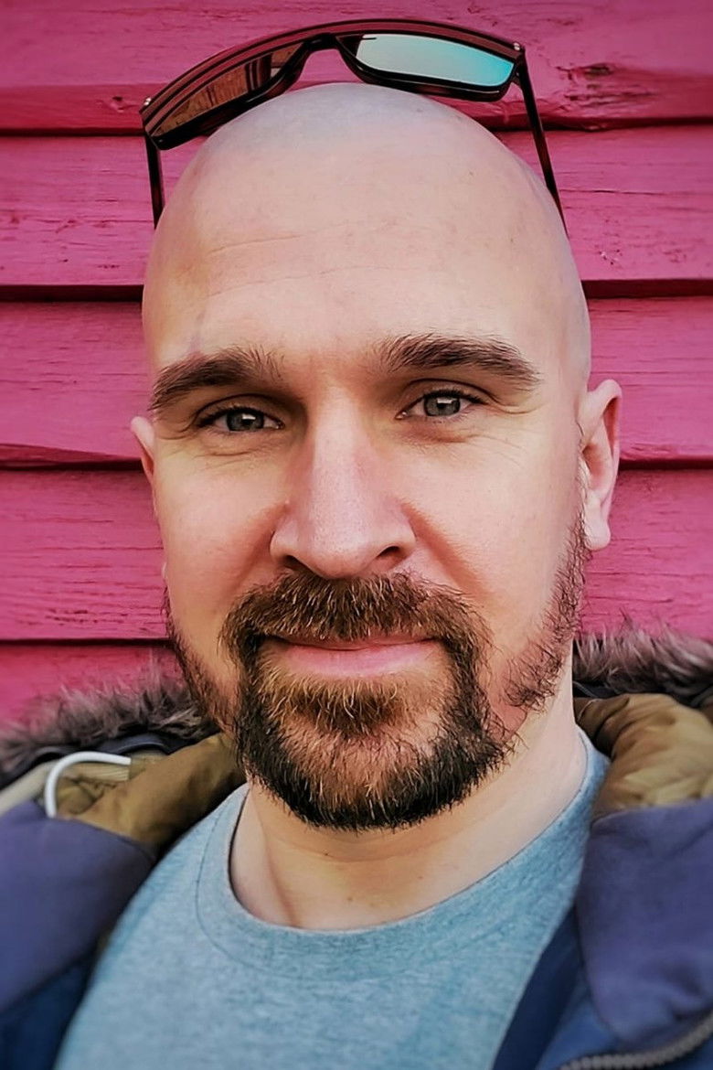 Lasse Sarauw portrait image