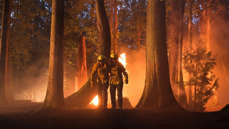 Fire Country S01E01 — Pilot episode still