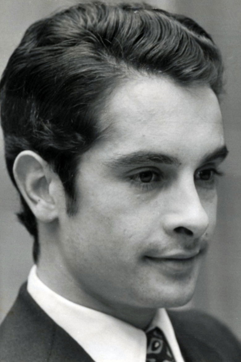 Yves Saint-Martin portrait image