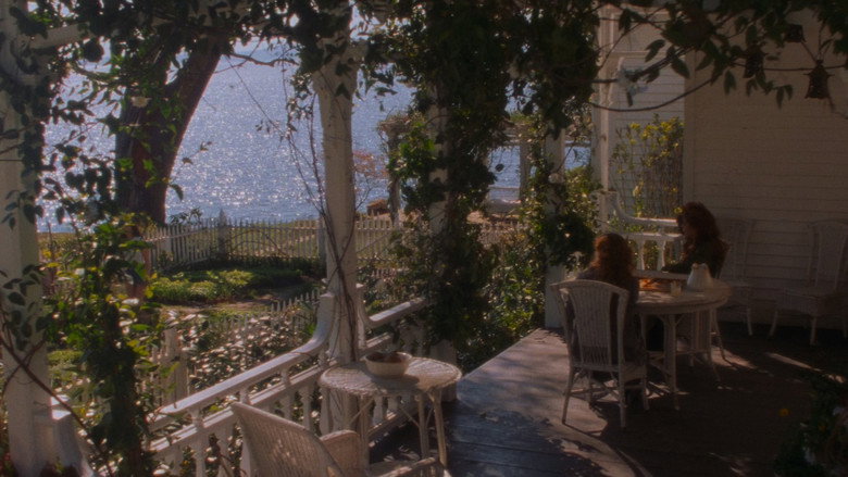Practical Magic (1998)