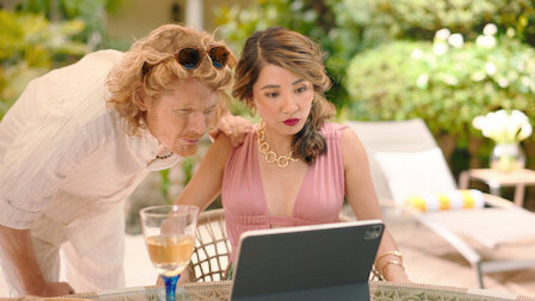 Man Vs Bee S01E07 — Chapter 7 episode still