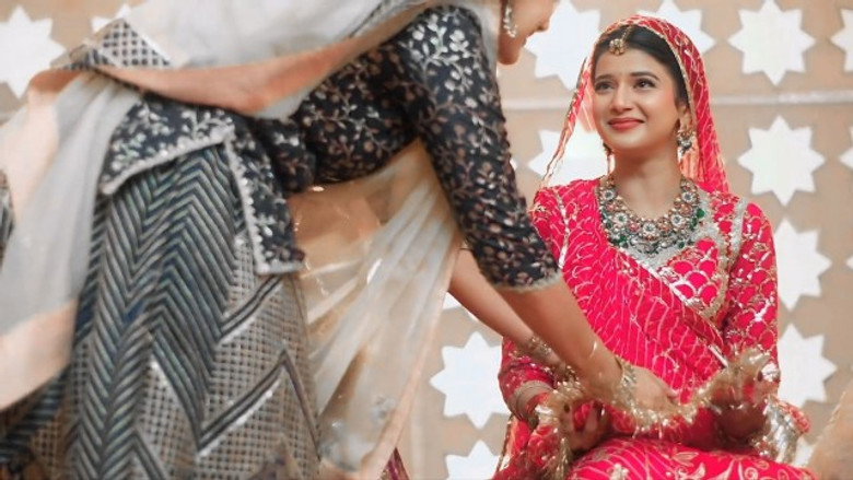 Abhira and Ruhi in danger