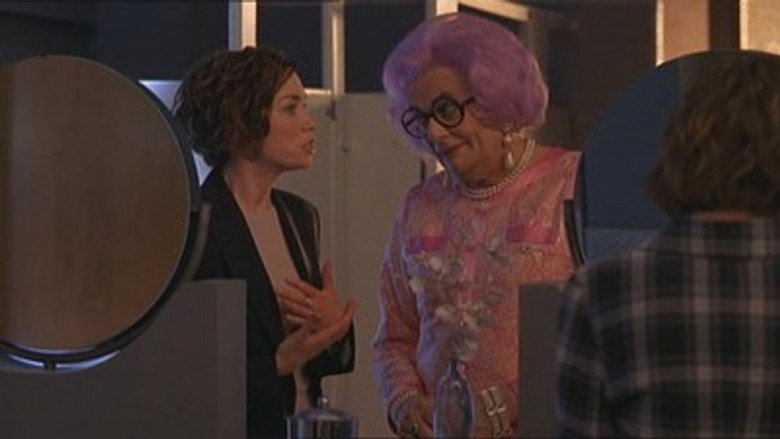 Still from Ally McBeal - Season 5 Episode 3