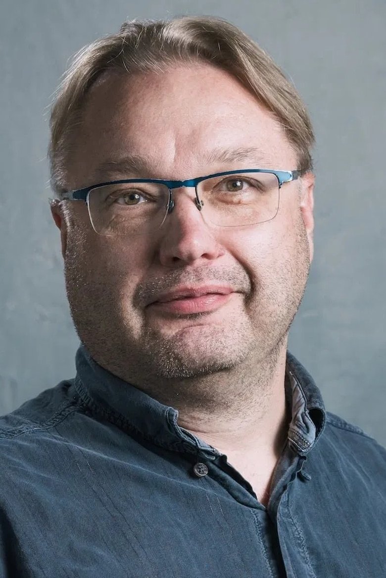 Olli Pärnänen portrait image