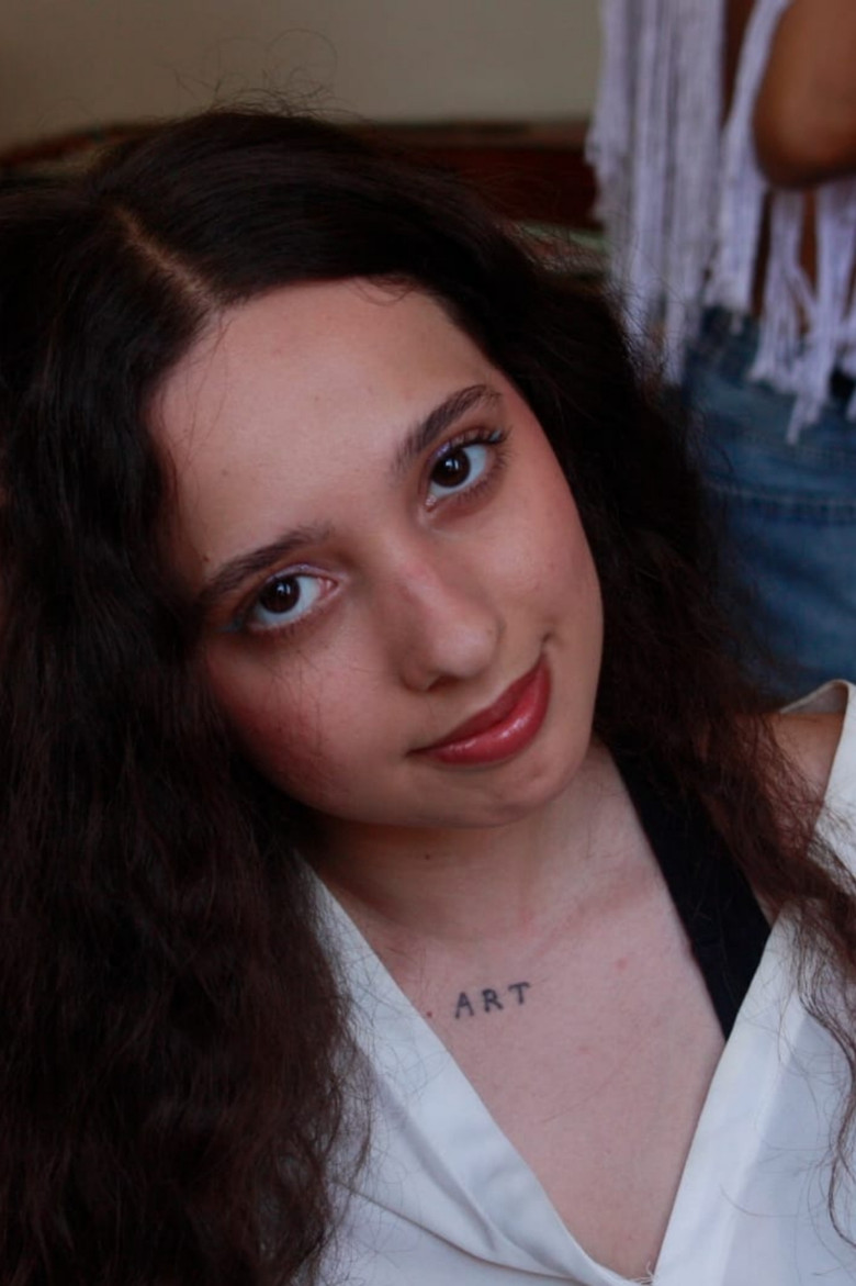 Stephany Brito portrait