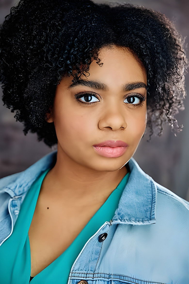 Llogan Paige portrait image