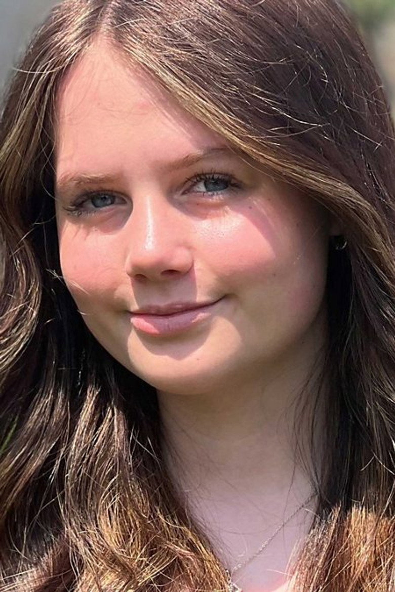 Phoebe Mallinson portrait
