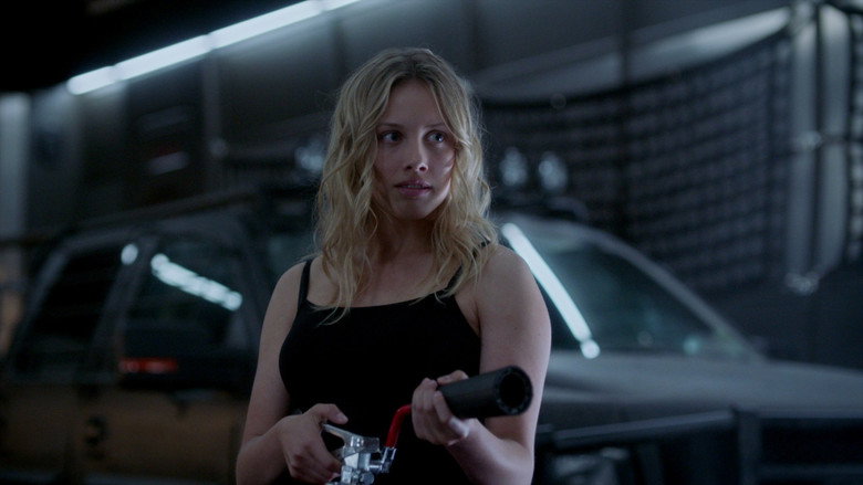 Still from Zoo - Season 3 Episode 11