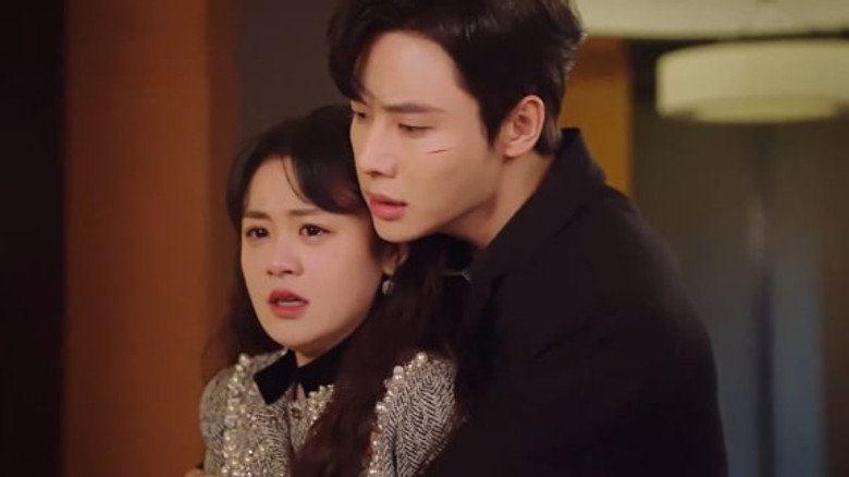 Still from Forever Love - Season 1 Episode 24