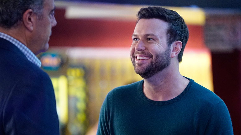 Still from Single Parents - Season 2 Episode 9
