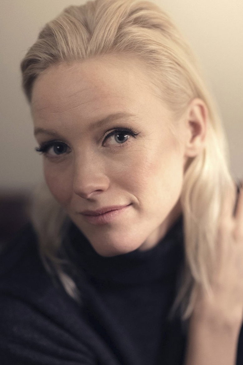Laura Birn photo 9