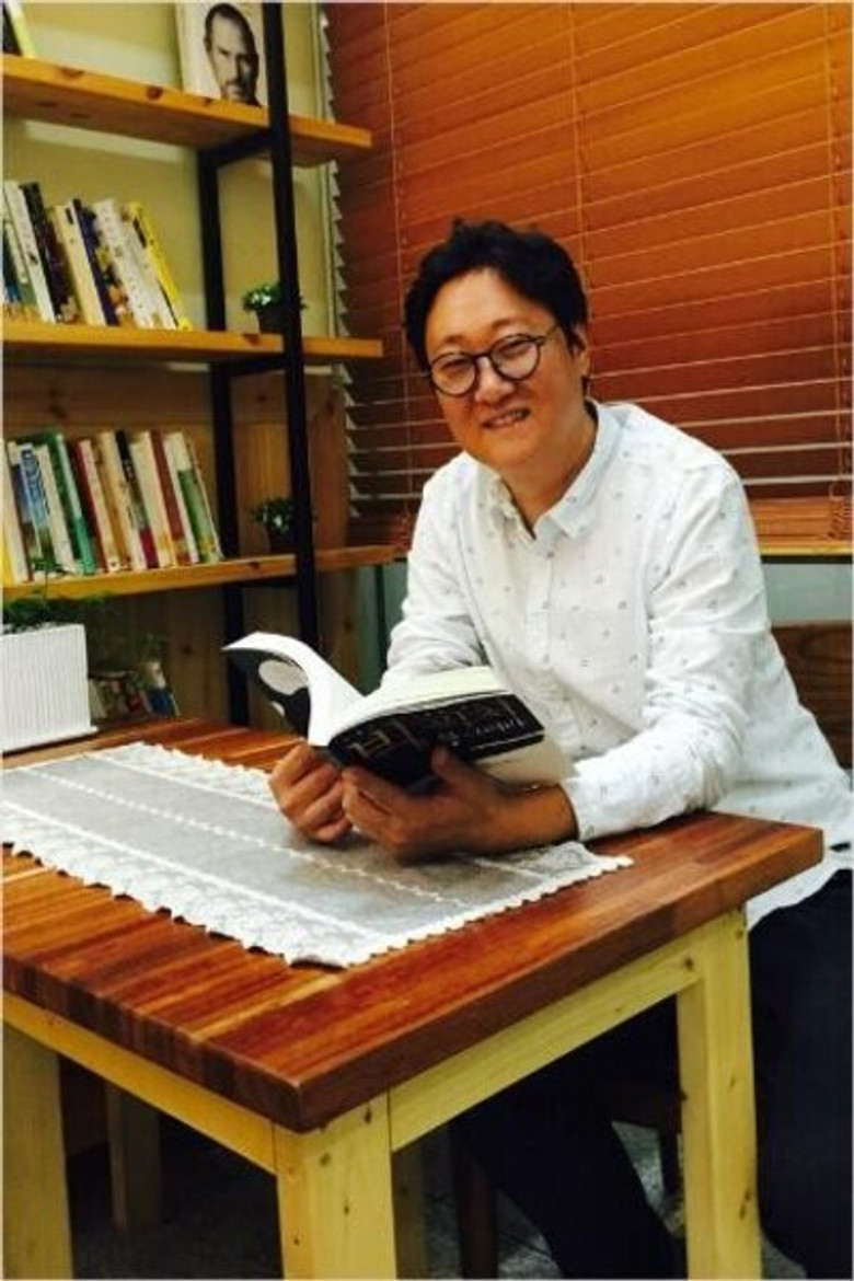 김도형 portrait image