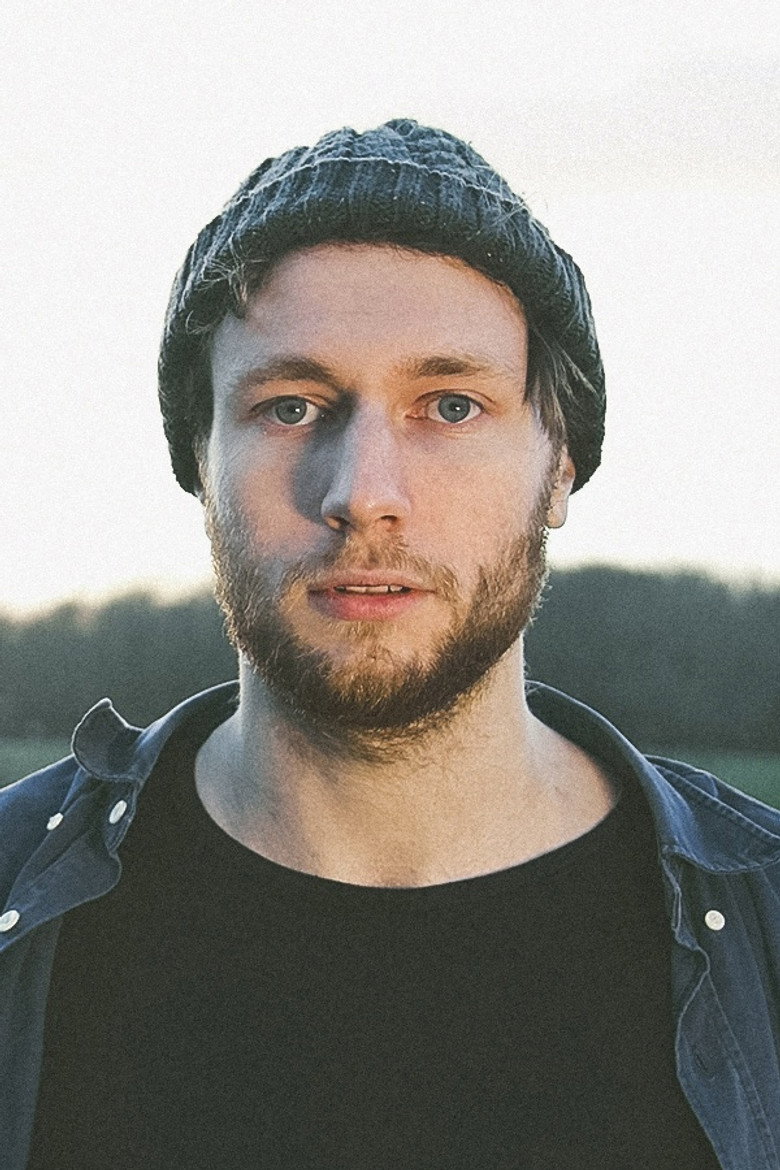 Novo Amor photo 2