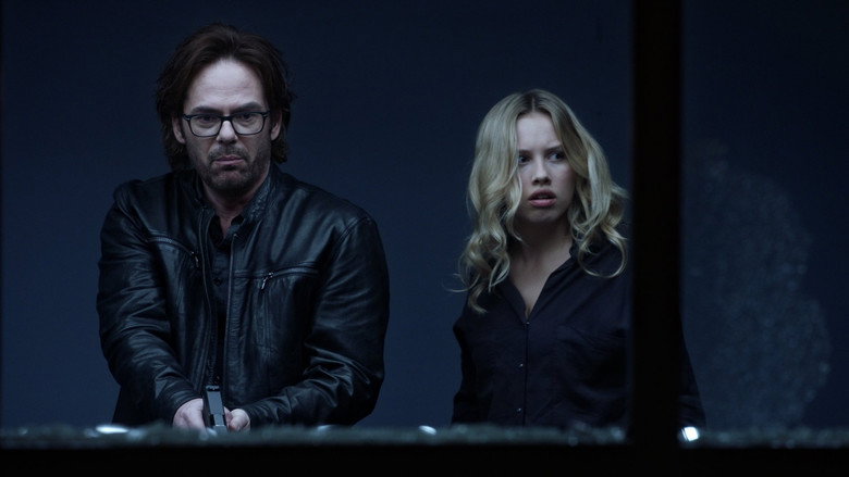 Still from Zoo - Season 3 Episode 6