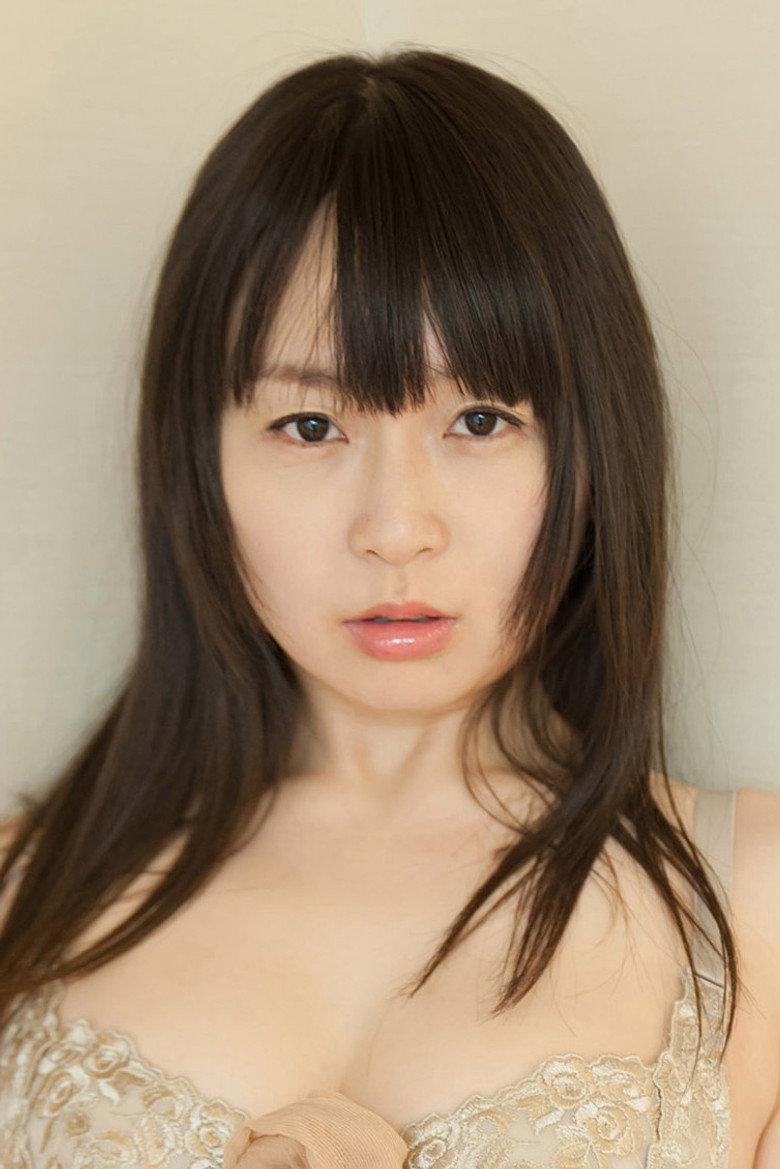 Nozomi Hazuki photo 2