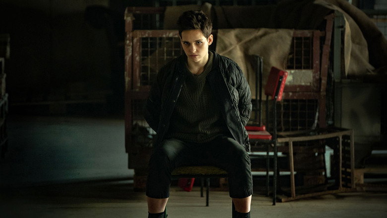 Still from Counterpart - Season 2 Episode 3