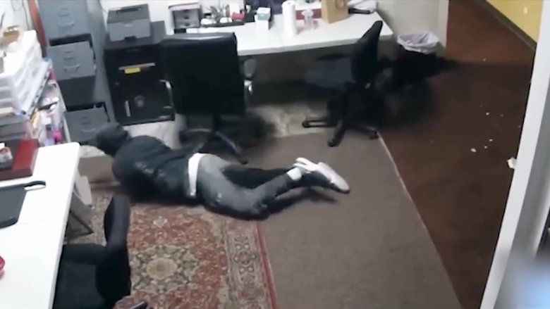 Still image for My Strange Arrest season 1 episode 9: Doorbell Licker Still image for My Strange Arrest season 1 episode 9: Doorbell Licker