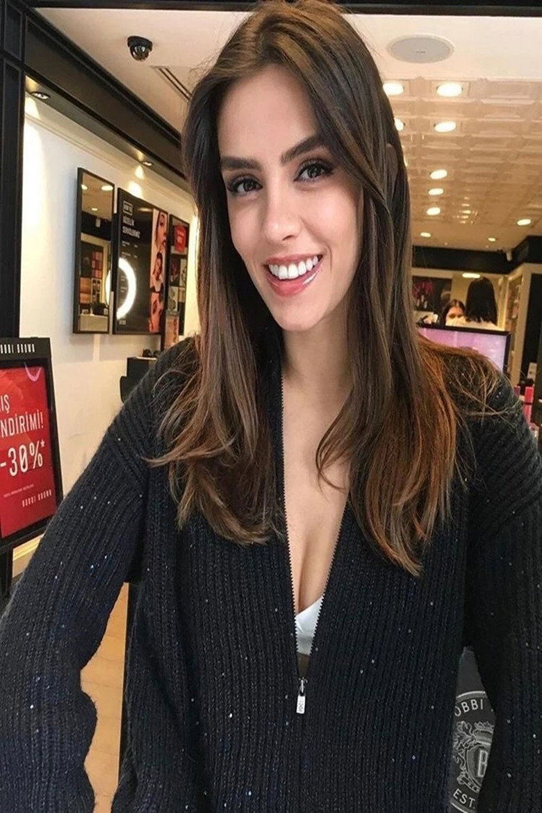 Çağla Demir photo 2