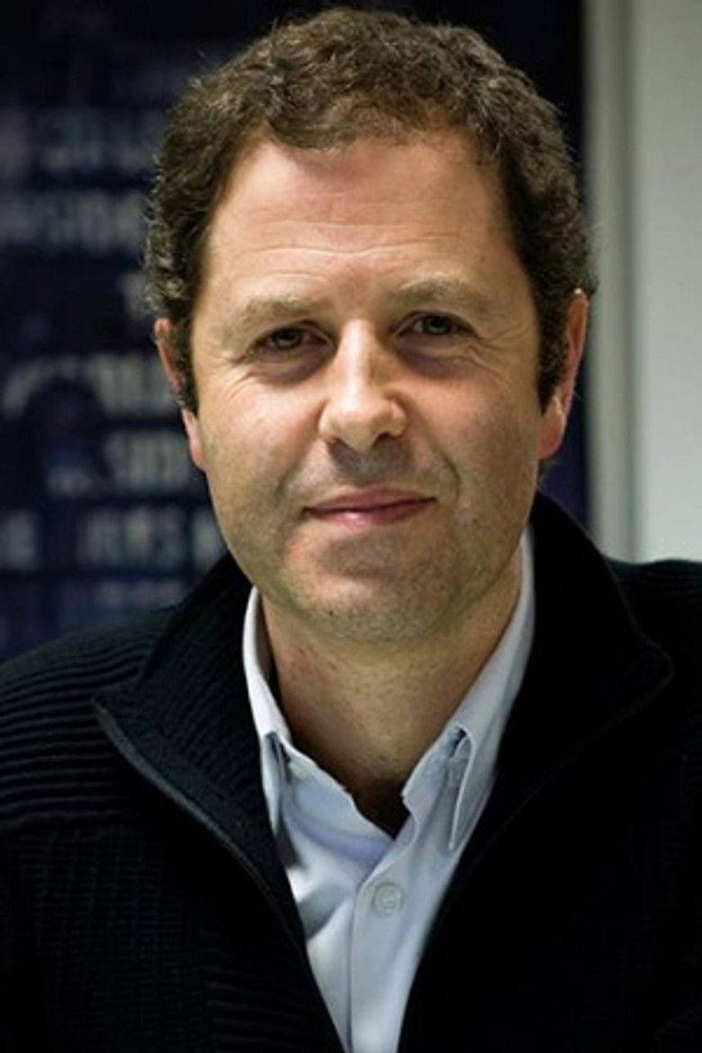 Daniel Deusdado portrait image