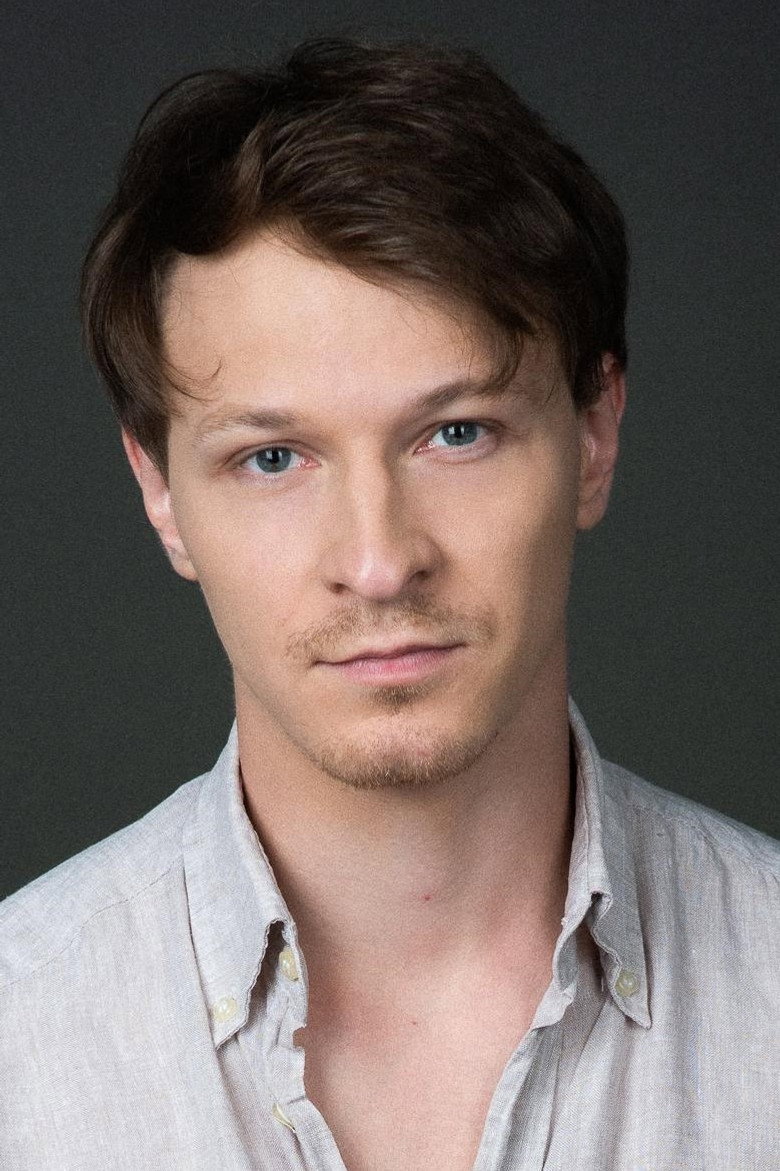 Александр Халюта portrait