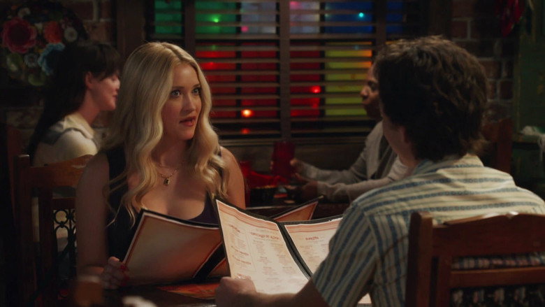 Still from Georgie & Mandy's First Marriage - Season 2 Episode 2