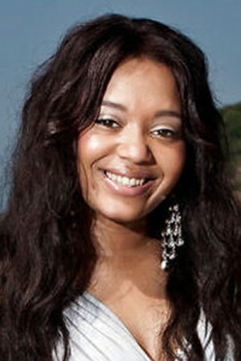 Simone Cameron portrait image