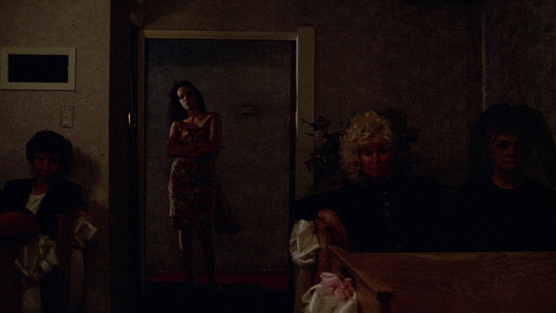 Image d'arrière-plan 4 du film Queen of Diamonds