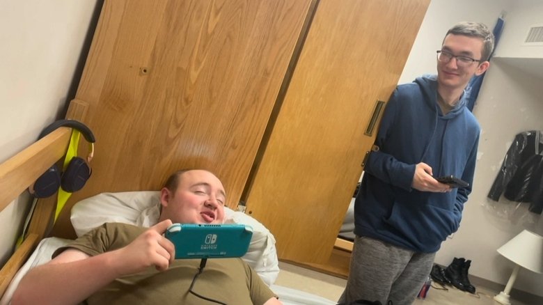 Gallery image from iKCQT8Qf0WfzyzOqZzNvEYDhXNN.jpg