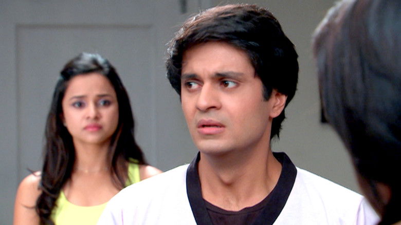 Still image for Badi Doooor Se Aaye Hai season 1 episode 124: Bair Officer Checks The Pictures