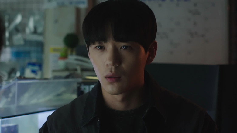 Still from 악인전기 - Season 1 Episode 2