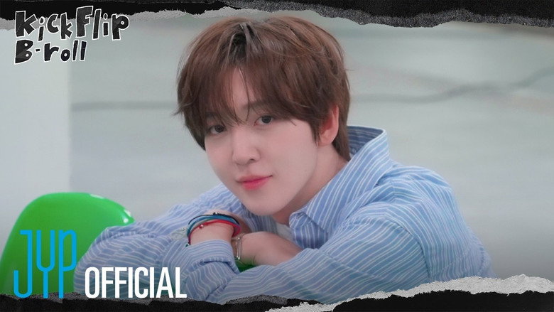 "2027 Season's Greetings" Behind