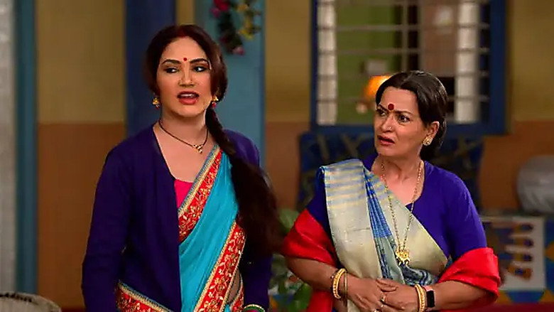 The family asks Happu to bring his lover - Happu Ki Ultan Paltan