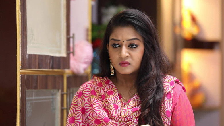 Still image for Chinna Thambi season 1 episode 243: Malar to Hack Varsha's Phone Still image for Chinna Thambi season 1 episode 243: Malar to Hack Varsha's Phone