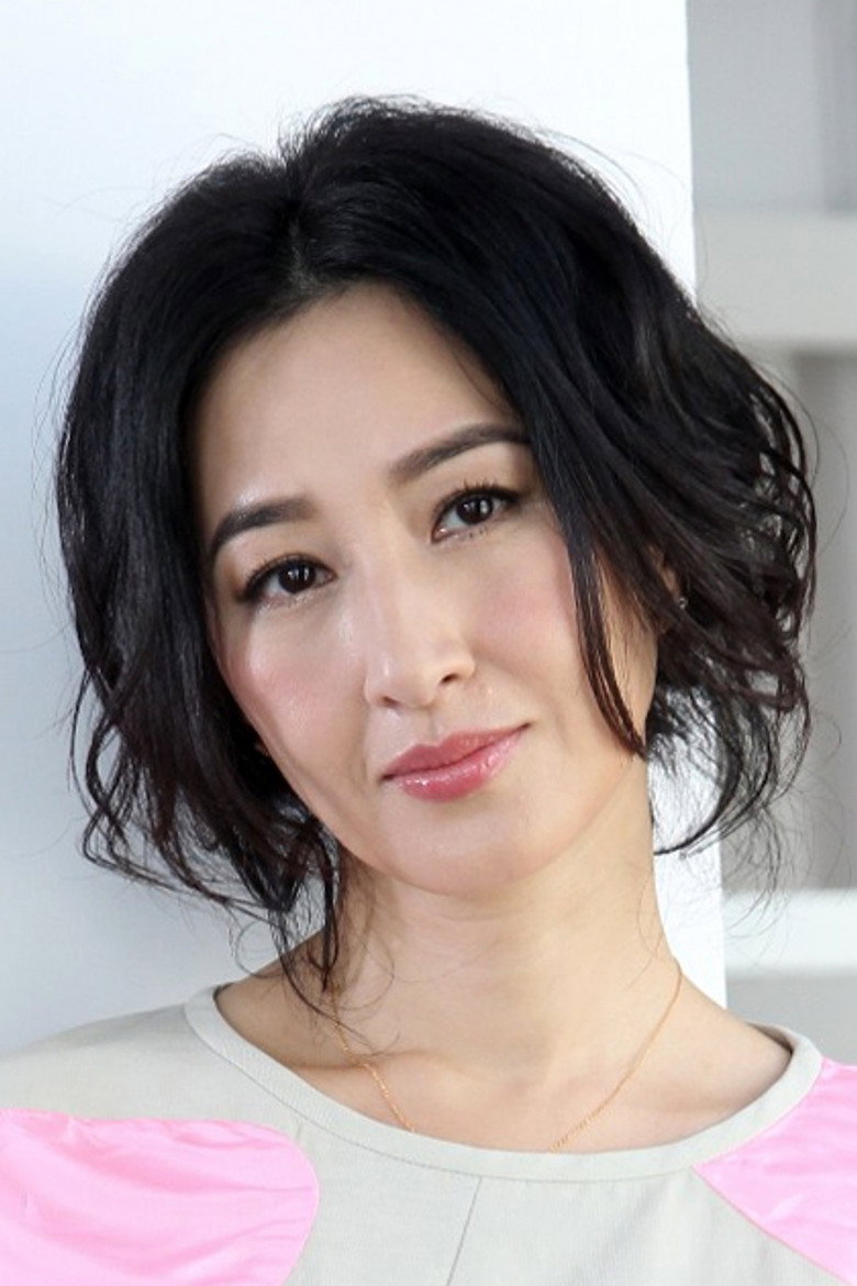 Esther Kwan Wing-Ho photo 2
