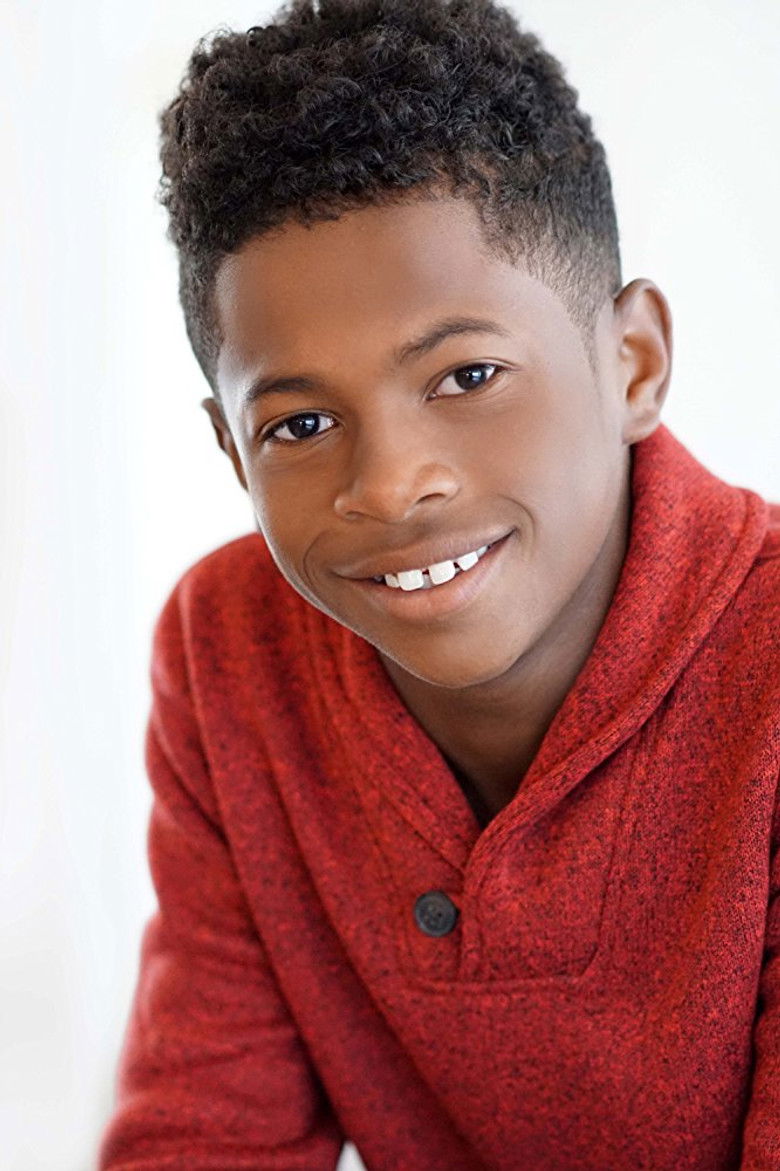 Austin Lowe portrait image