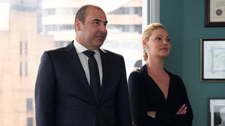 Still from Suits - Season 9 Episode 10