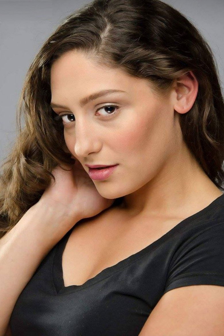 Victoria Lee Parella portrait image