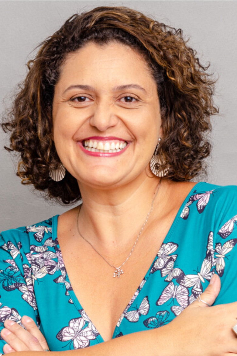 Simone Kalil portrait image