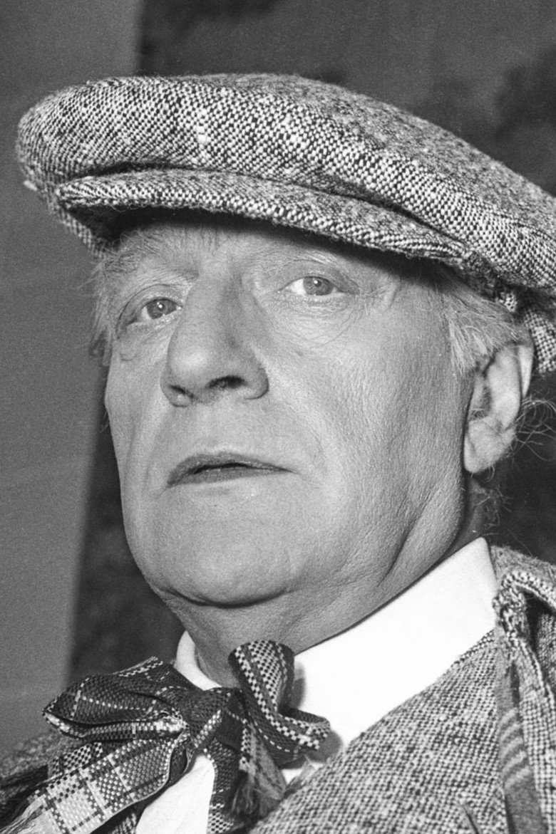 Sacha Guitry photo 5