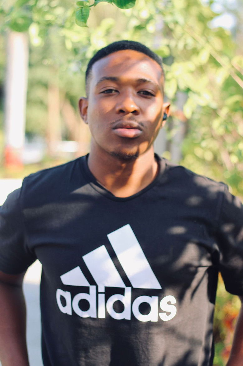 Photo de Mncedisi Dlakubi