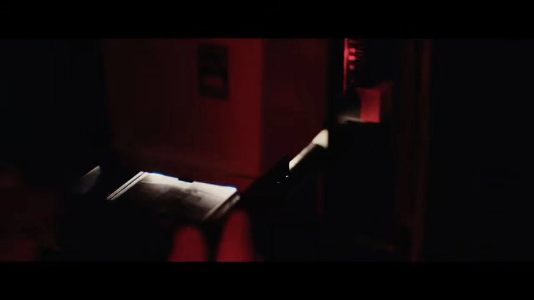 Frame from 헤드 버스트