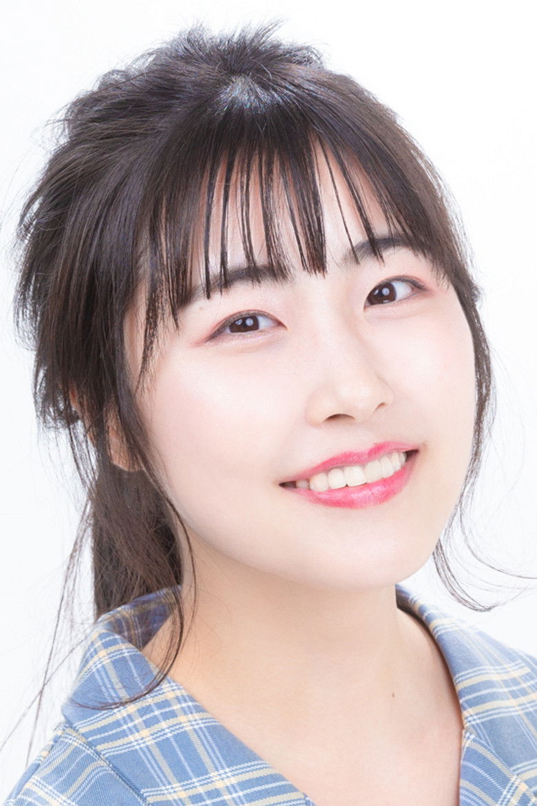 Moe Konoma portrait image