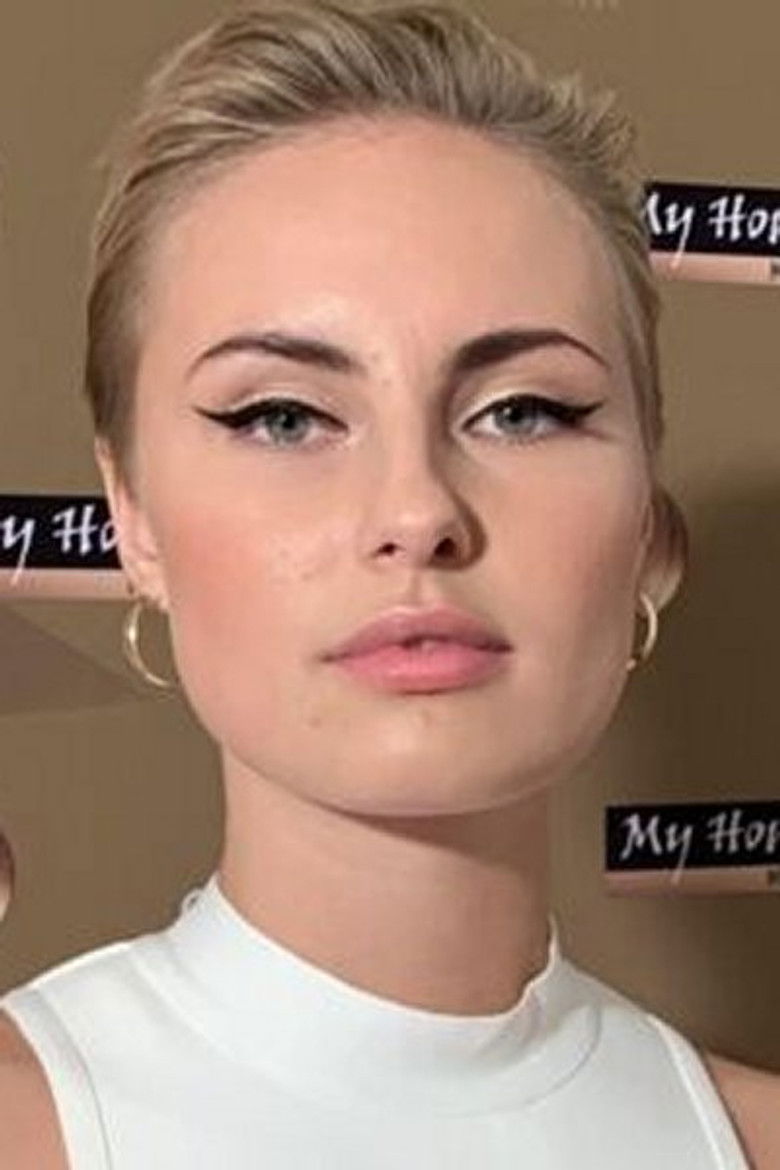 Clara Toft Simonsen portrait image