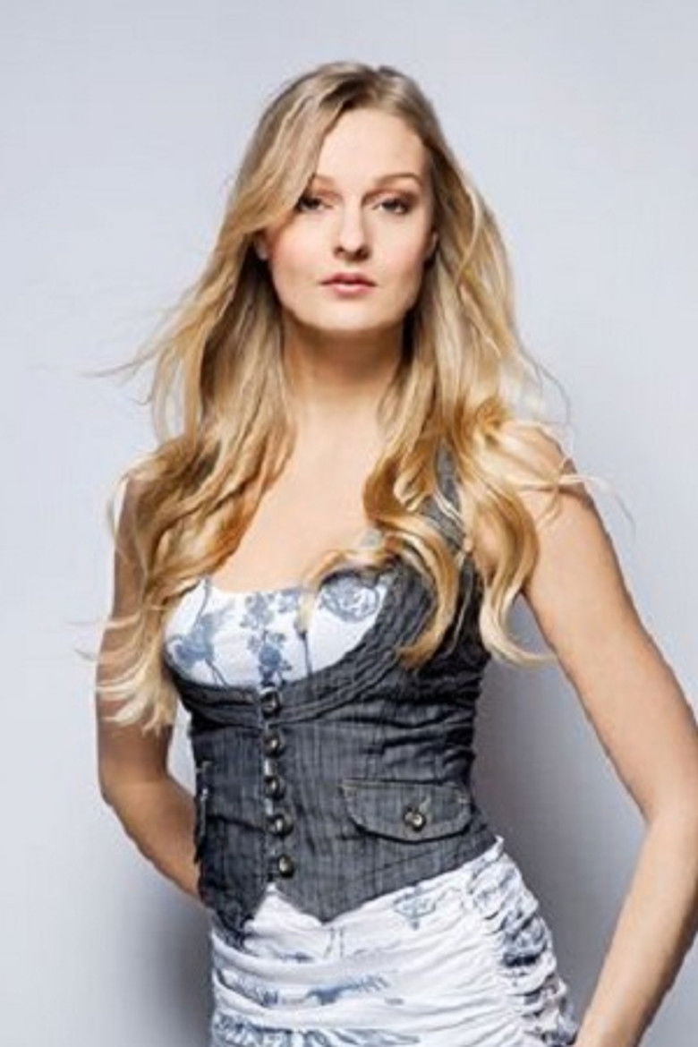 Miriam Höller portrait image