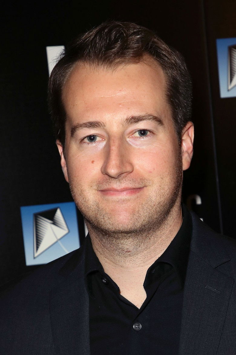 Joey Hartstone portrait image