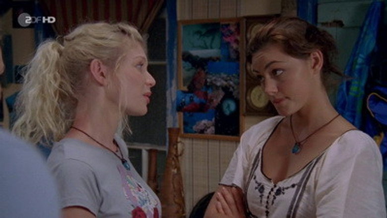 Still from H2O: Just Add Water - Season 3 Episode 25